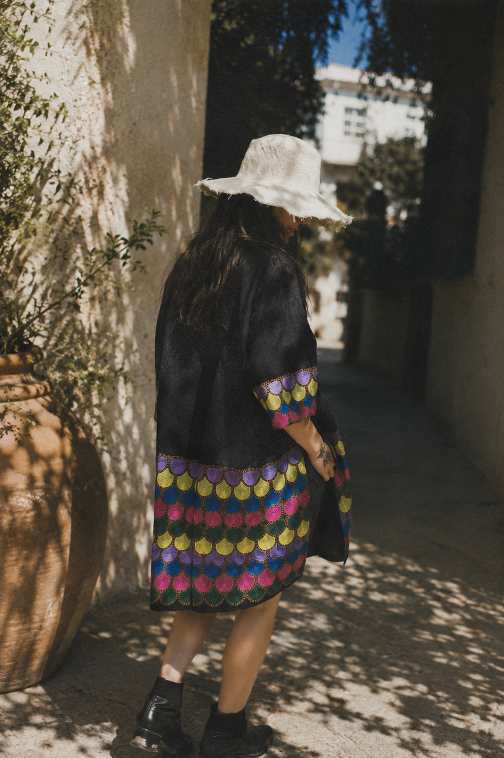ish Scale Embroidered Hemp Coat