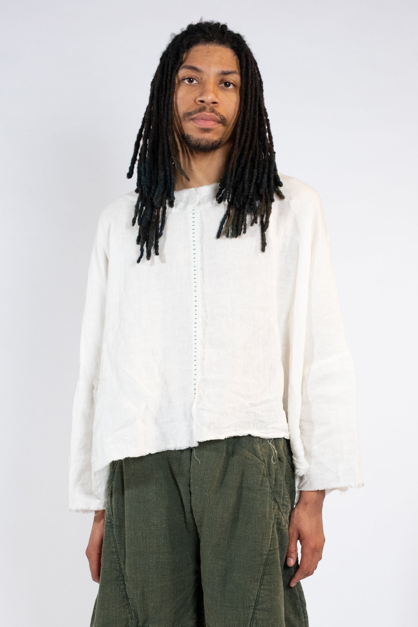 LINEN EMBROIDERED TOP