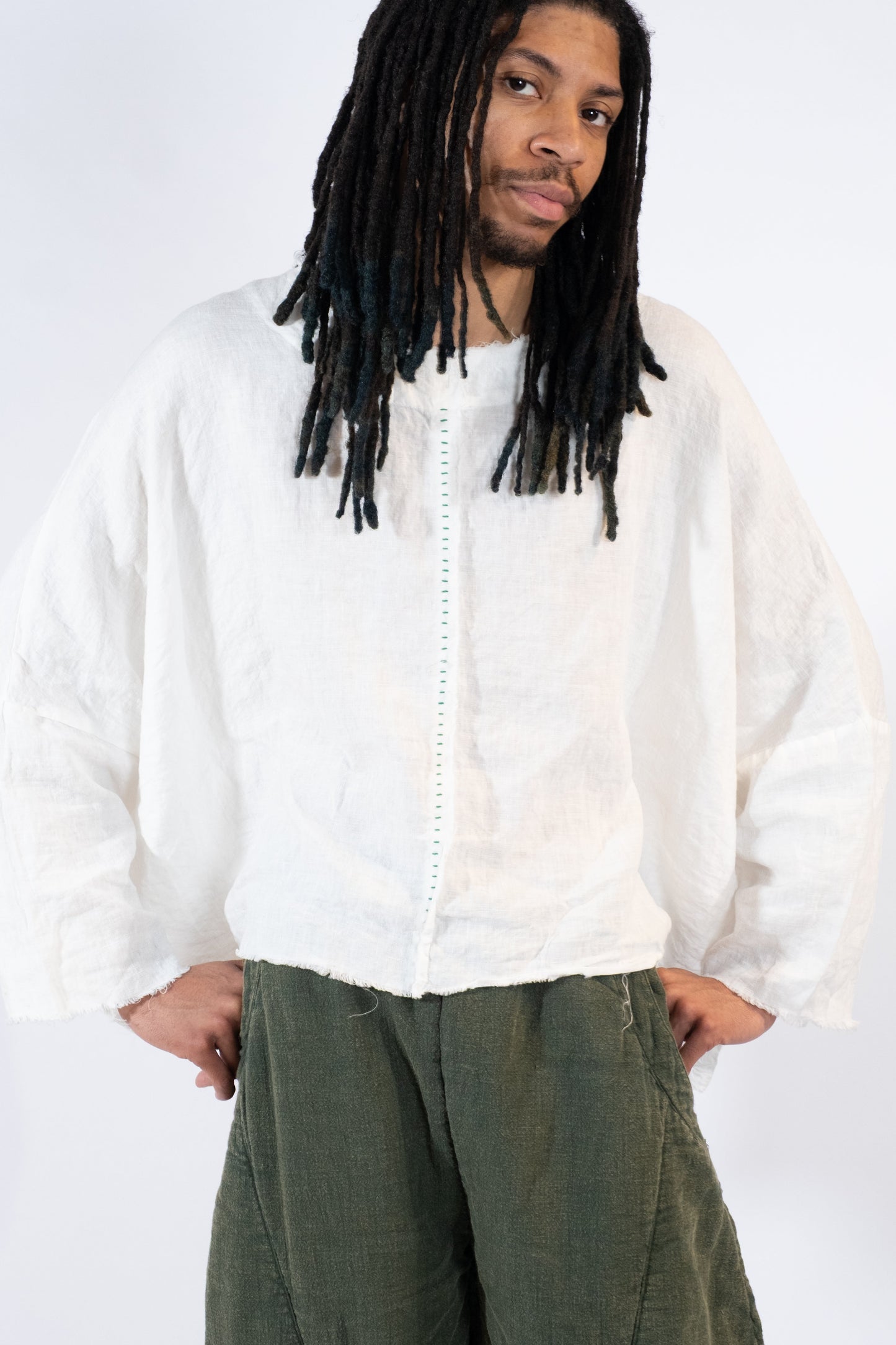 LINEN EMBROIDERED TOP