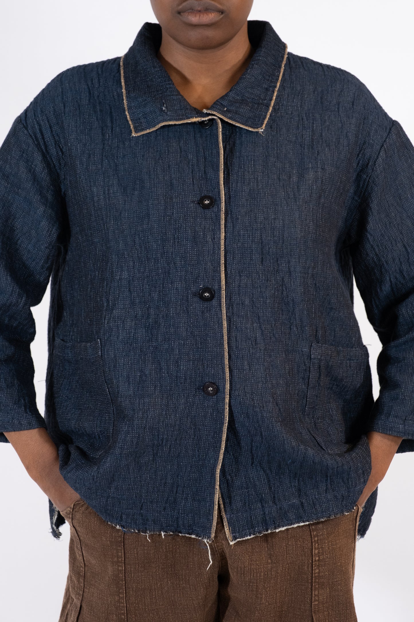 INDIGO QUIET BUTTON UP