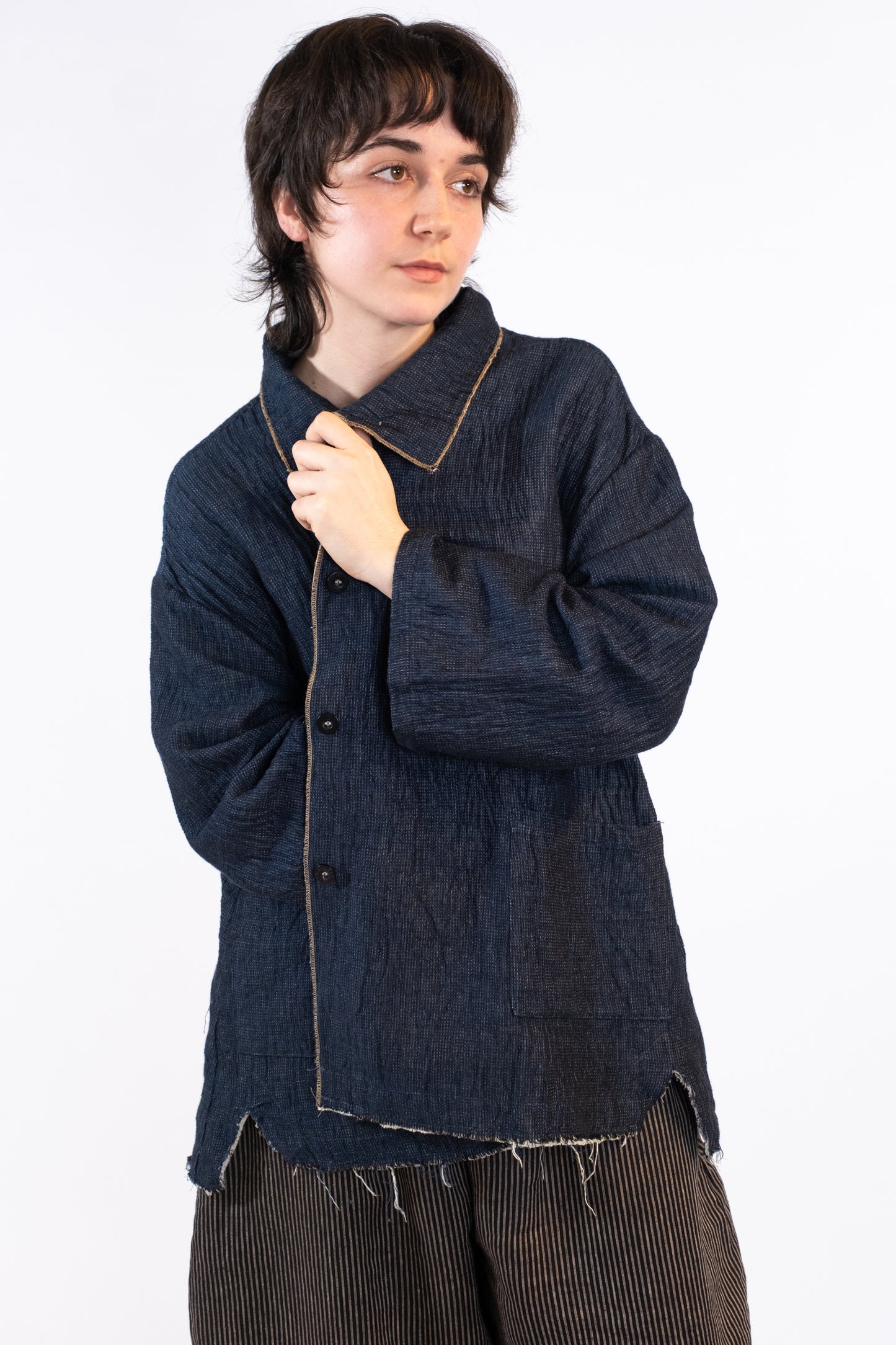 INDIGO QUIET BUTTON UP
