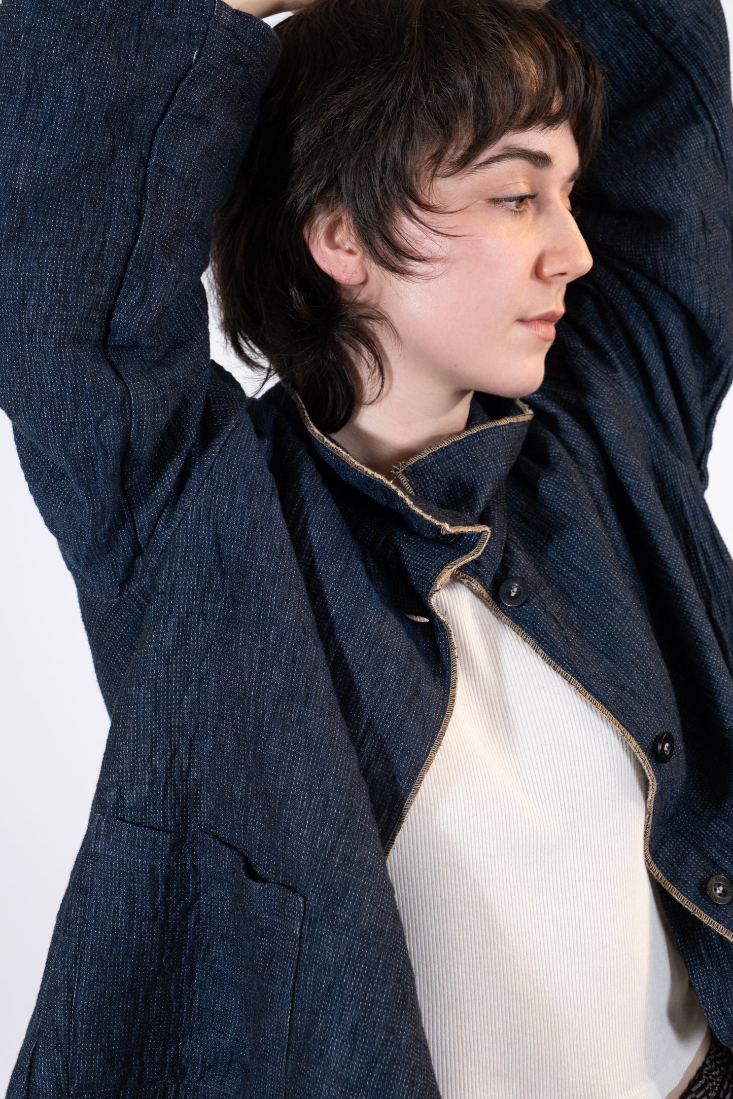 INDIGO QUIET BUTTON UP